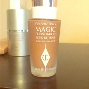 Charolette Tilbury magic foundation